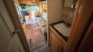 Imagen sin descripción, 5 de 9, botón