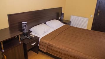 Chambre Double, balcon, vue ville