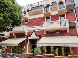Exterior - Old city apart hotel (Batumi)