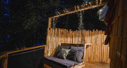 La Pomme de Pin Perchée – Vercors Treehouse