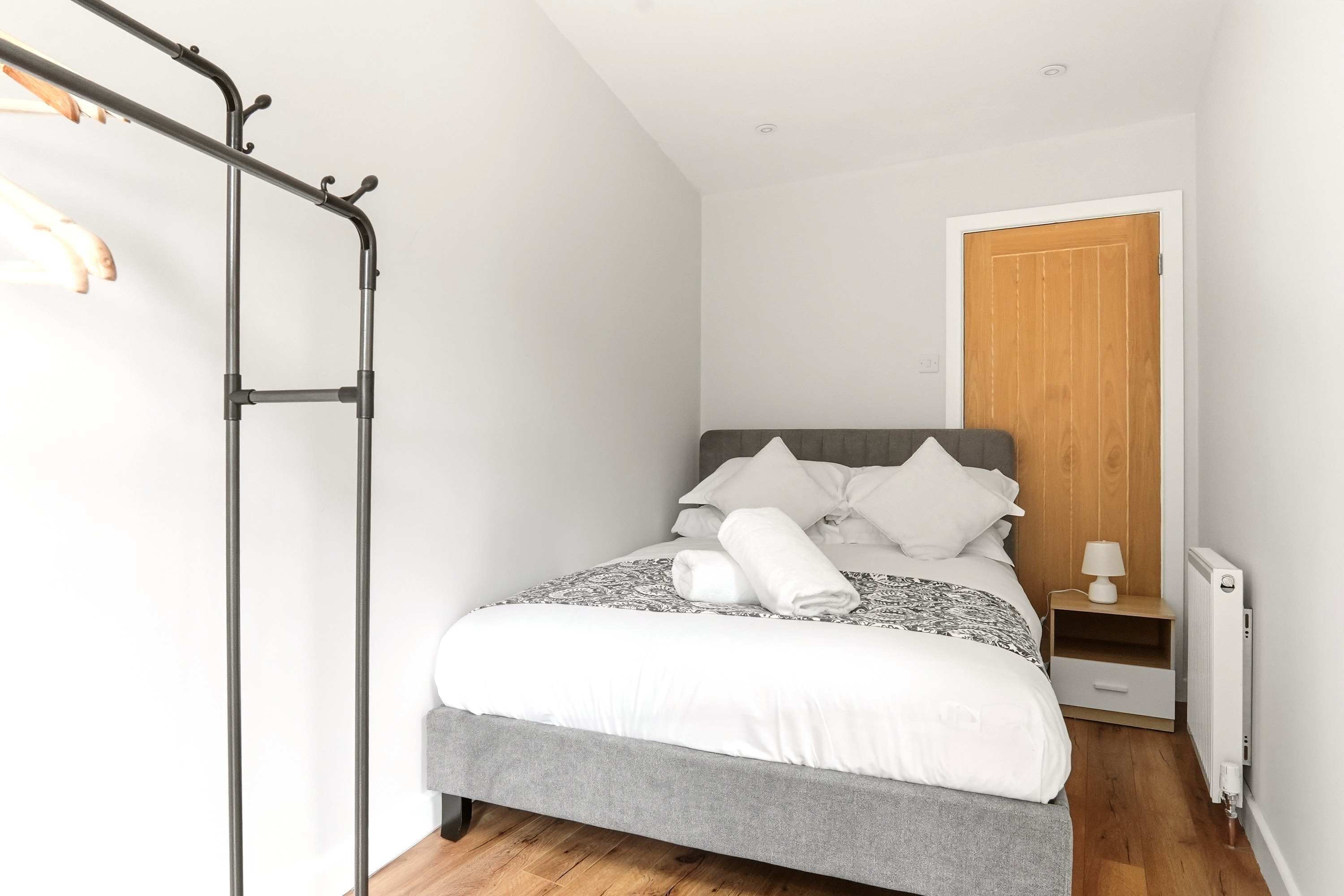 4 bedrooms, travel cot, WiFi, bed sheets
