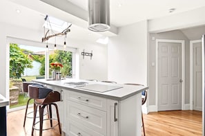 Coffee/tea maker, fridge, microwave, oven - The Fulford Tram Cottage (York)