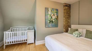 Iron/ironing board, travel crib, WiFi, bed sheets