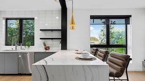 บ้านพัก (4 Bedrooms) | ภายใน