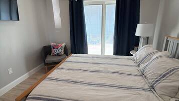1 bedroom, WiFi (free), bed sheets