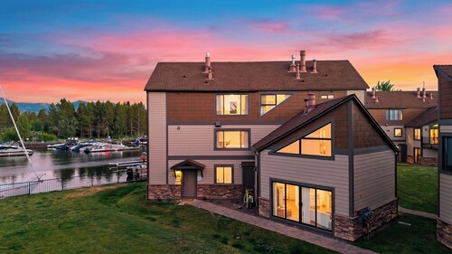 Dockside Oasis by Avantstay Private Boat Dock + Pool + Tennis Tahoe Keys