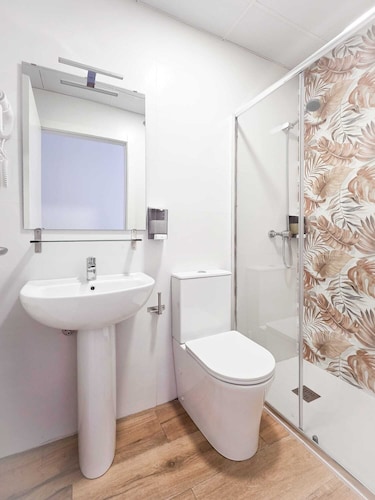 Bilbao ROOMS & KITCHEN Zurbaran