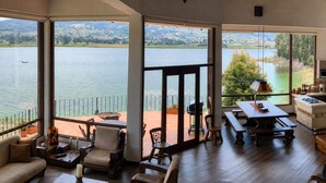 Unclassified image, 3 of 31, button - Lakefront House - Toca (Boyacá) (Toca)