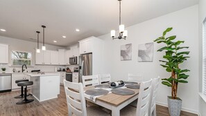 Dining - Sleeps 9 · New 2024 Build · 8 Min to Airport & Uptown · Fenced Yard · Dogs OK (Charlotte)