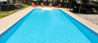 King Ensuite Retreat | Private Pool • Game Room