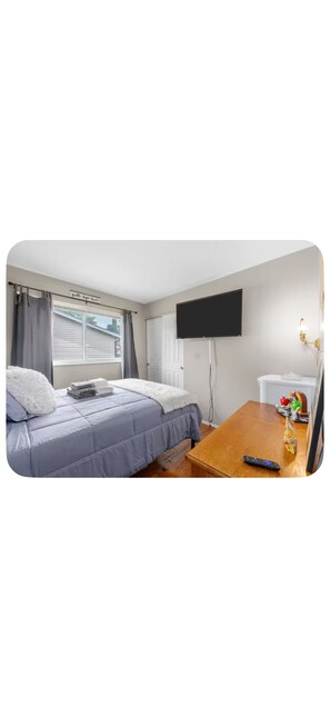 Room - Serene 4-bedroom 2 bathroom house in charming Florissant (Florissant)