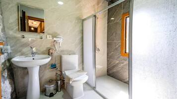 Family Bungalow, Balcony, Sea View | Bathroom