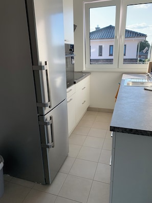 Private kitchen - Conveniently located accommodation with roof terrace in the heart of Nortorf (Nortorf)