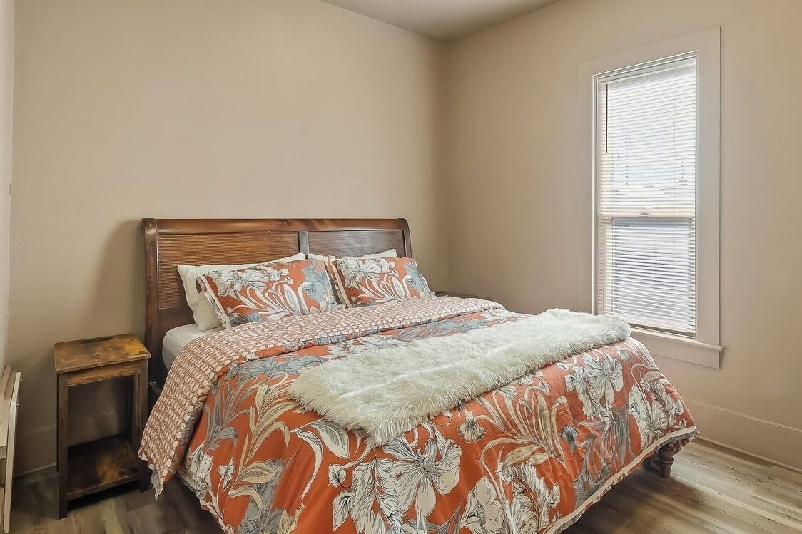 2 bedrooms, WiFi, bed sheets