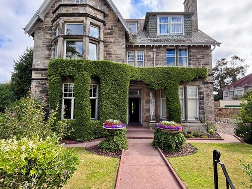 Open 2027, Luxury Sophisticated St Andrews Home  - 100% Renovated, All Brand New