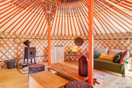Mongolische Jurte im Falken Nest