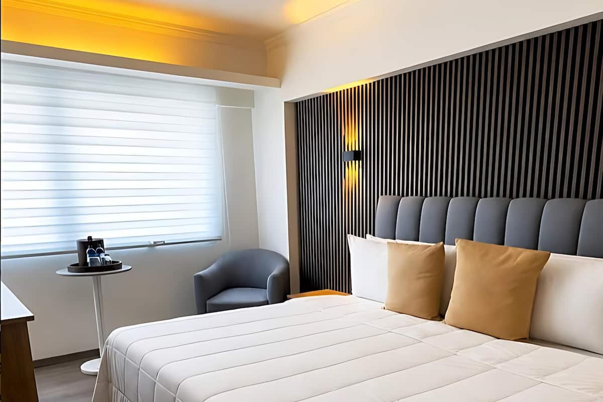 In-room safe, desk, iron/ironing board (on request), free WiFi