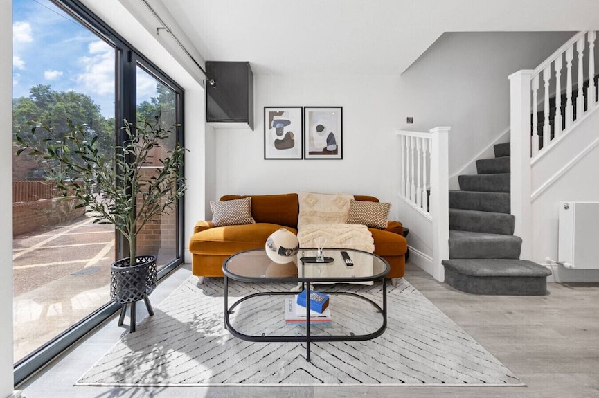 Stunning 4br | 30% Off | Tower Hill - London