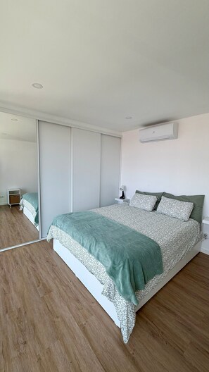 2 chambres, fer et planche à repasser, Wi-Fi, literie fournie