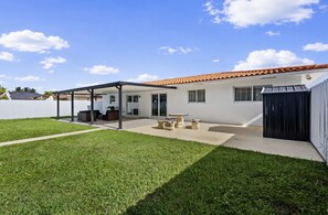 Exterior - El Paso (Miami)