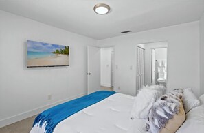 Room - El Paso (Miami)