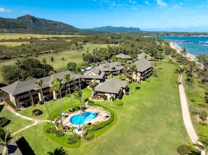 Exterior - Top-Floor Oceanfront 2BR / Incredible Sunrise View (Lihue)