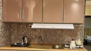 Basic Apartment | Private kitchen - Tramontan Serviced Apartments (HAIL)