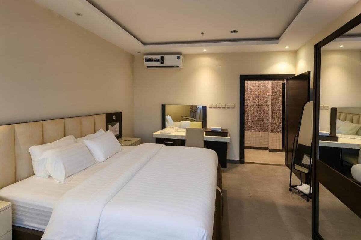 Basic Apartment | In-room safe, iron/ironing board, WiFi (free)