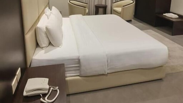 In-room safe, iron/ironing board, free WiFi - Tramontan Serviced Apartments (HAIL)