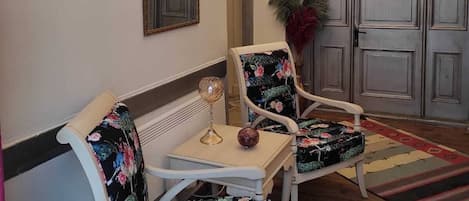 Room, 1 Bedroom, Accessible, Smoking | Interior