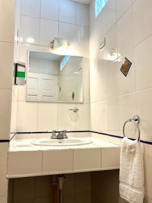 Bathroom - Casa Esmeralda Boutique Hotel (San Jose)