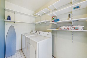 23-1638 7th St-120