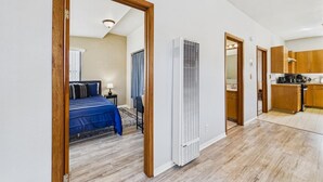 2 chambres, fer et planche à repasser, Wi-Fi gratuit, draps fournis