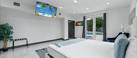 5 Schlafzimmer, Bügeleisen/Bügelbrett, WLAN, Bettwäsche