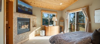 Brand New Kings Beach Retreat  Lake Views + Forest