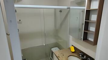 Apartment | Bathroom