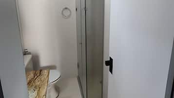 Apartment | Bathroom