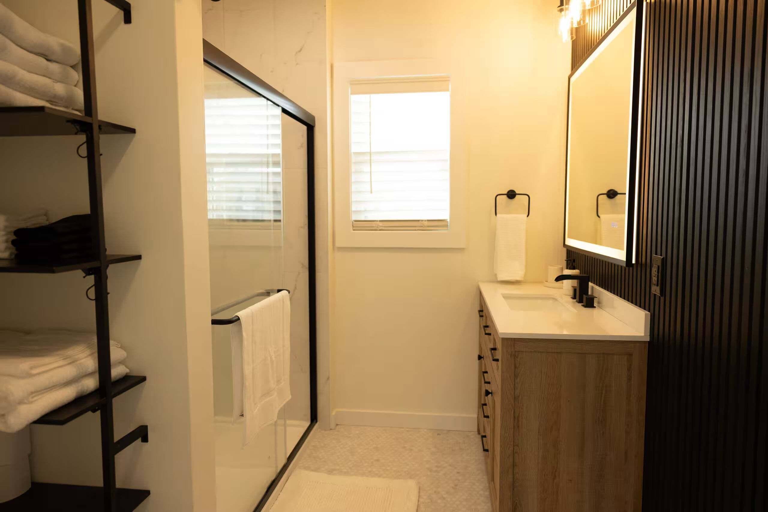 Shower, towels
