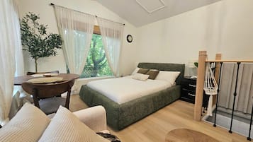 Bügeleisen/Bügelbrett, kostenloses WLAN, Bettwäsche