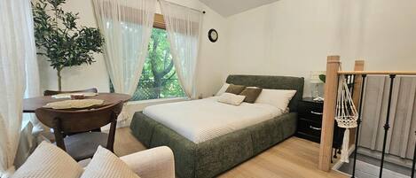 1 bedroom, iron/ironing board, free WiFi, bed sheets