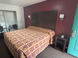 Unclassified image, 3 of 6, button - Trade Winds Motel (Grand Prairie)