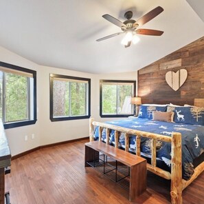 Room - Serene 4-bedroom + game room cabin in Shaver Lake perfect for relaxing getaways (Shaver Lake)