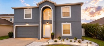 Gulf Ocean Breeze Escape Spacious 4-bedroom house