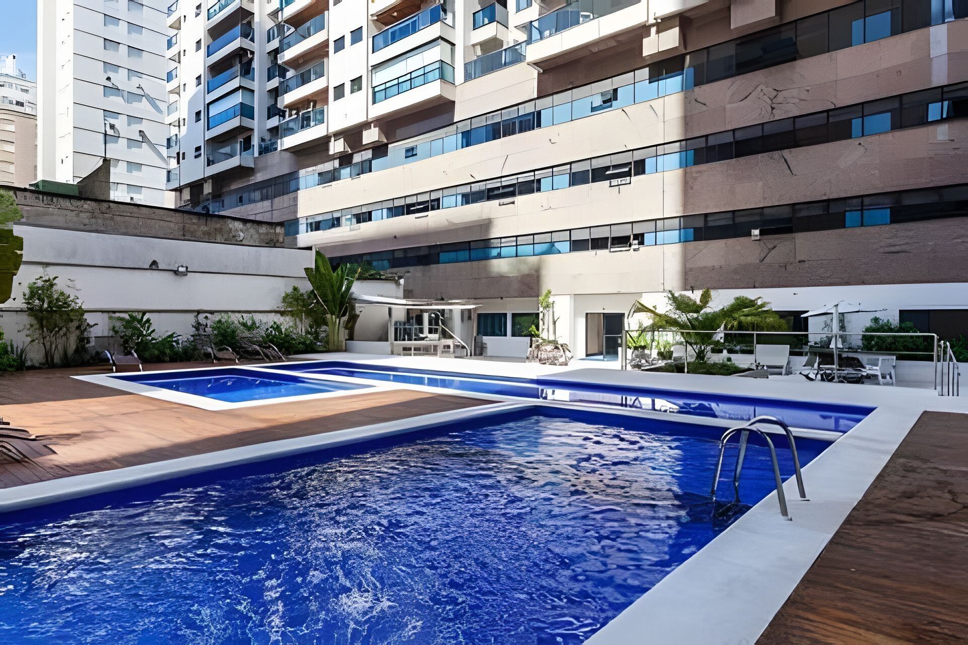 Appartamento | Piscina | 3 piscine all'aperto