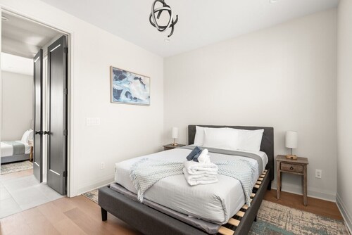 Germantown Gem | 4BR Home | Sleeps 10 | Minutes to Downtown
