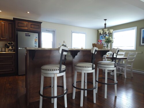 Bonavista and Elliston 10 mins away,Trinity is just 20 minutes away! Great Spot!