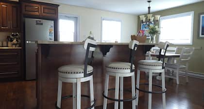 Bonavista and Elliston 10 mins away,Trinity is just 20 minutes away! Great Spot!