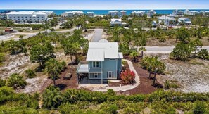 Exterior - Sunset Pointe Retreat  Bay Views • Beach Access • Pool • Kayak, Paddle Board (Port St. Joe)