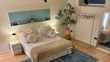 3 slaapkamers, een strijkplank/strijkijzer, wifi, beddengoed