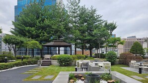 Tempat makan luar